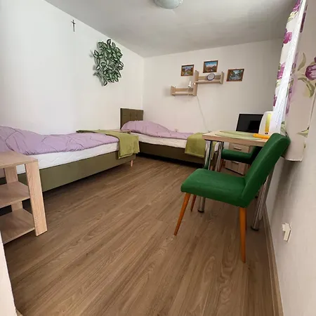 Διαμέρισμα Akacja Z Lazienkami Ούστκα